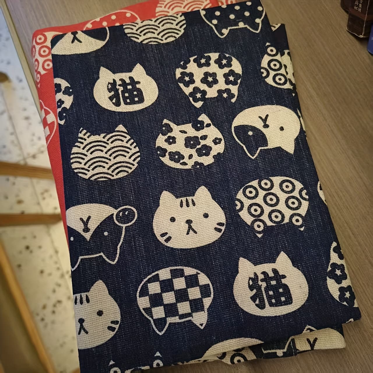 Funda de Libro A5 Hecha a Mano con Temática Japonesa de Gatos