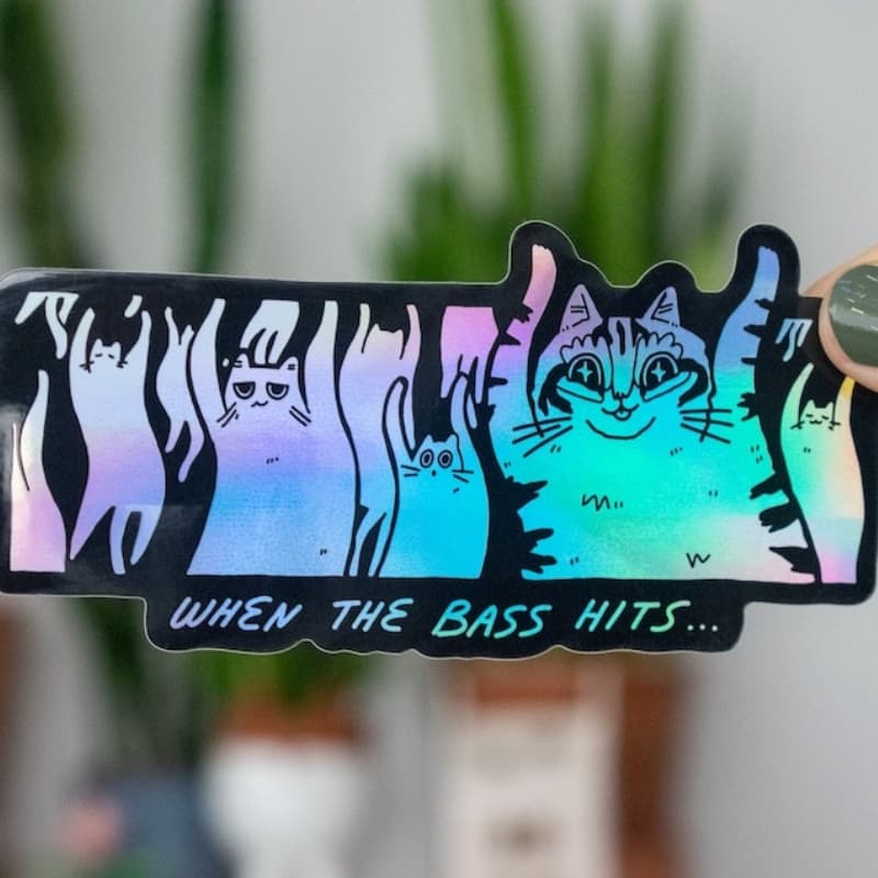 Cuando el bajo golpea | Stickers de vinilo holográficos con ilustración de ga...